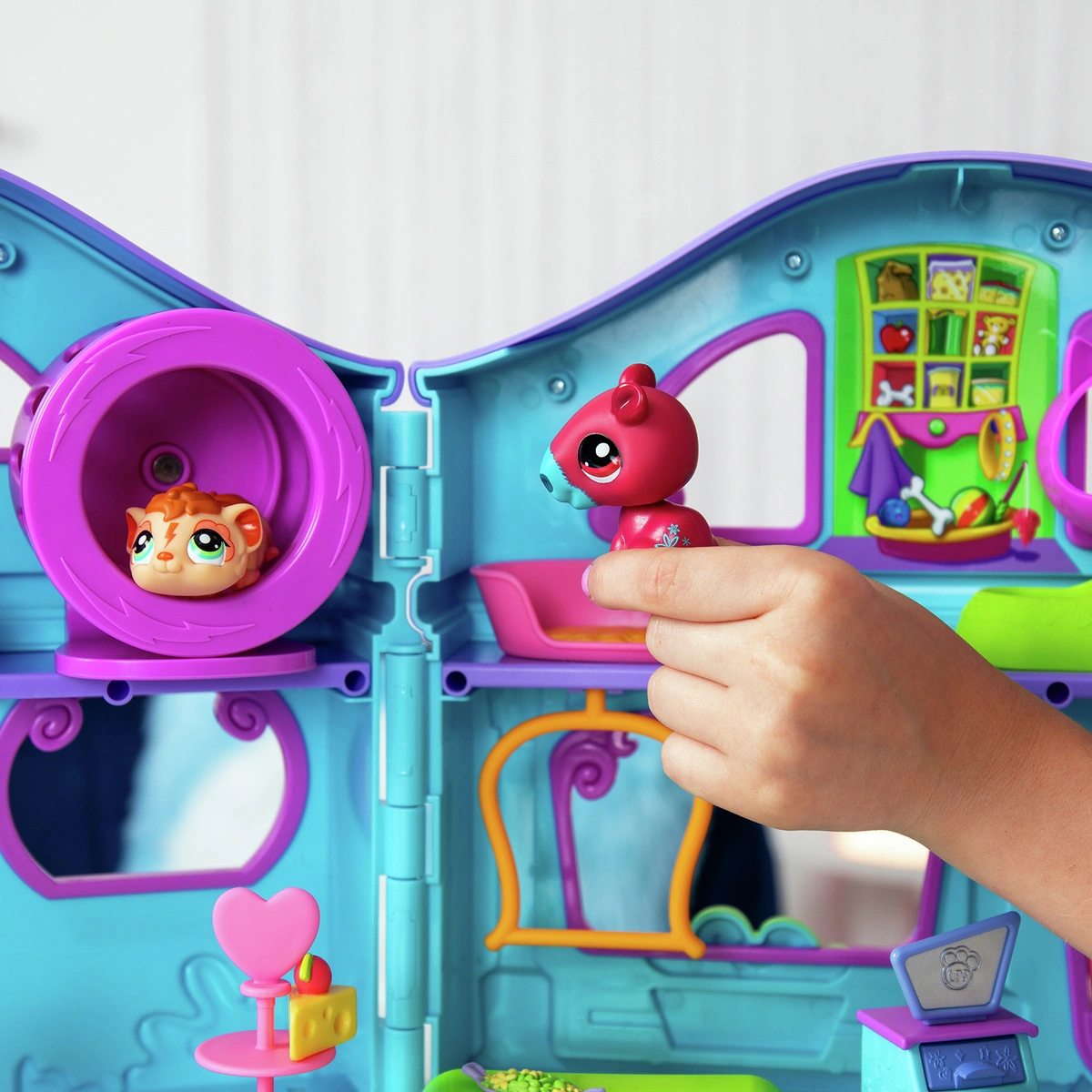 Littlest Pet Shop Playset