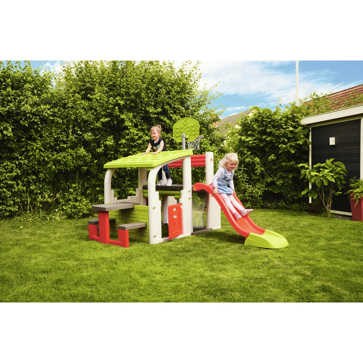 Smoby Fun Centre Playhouse