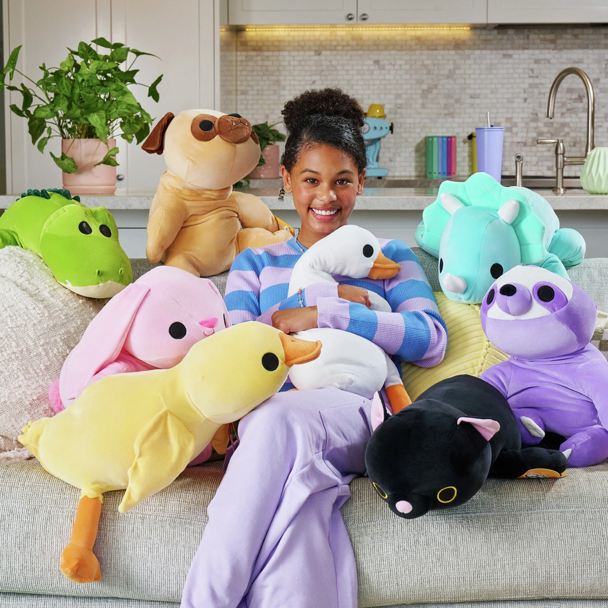 Zuru Hug-A-Lumps Olly Pug Plush