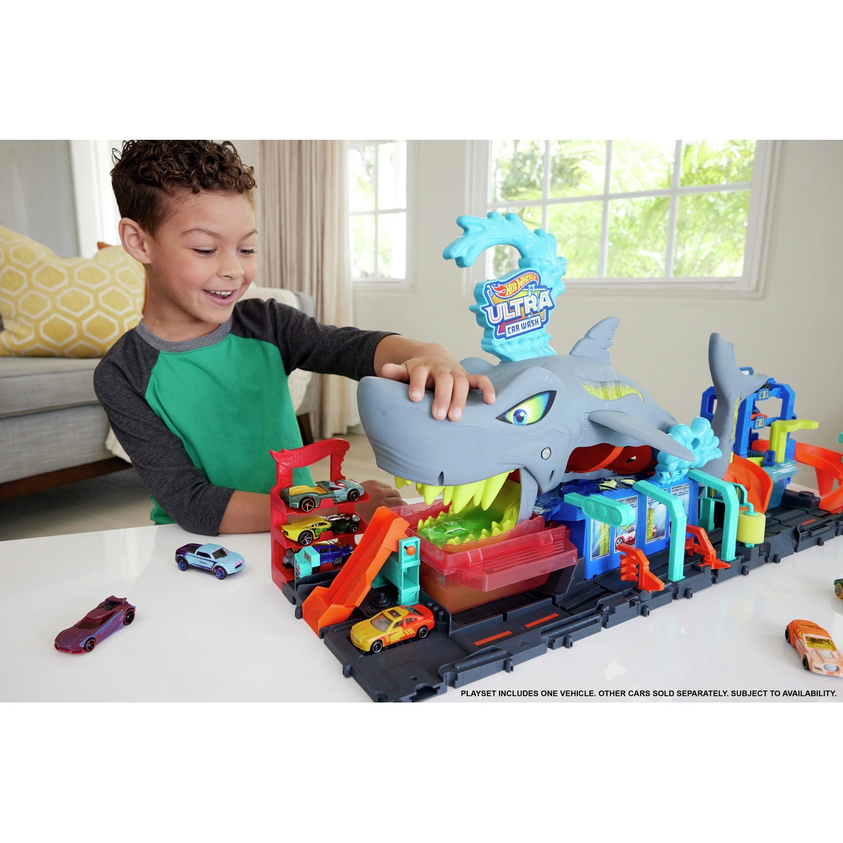 Hot Wheels Ultra Shark Car Wash Playset