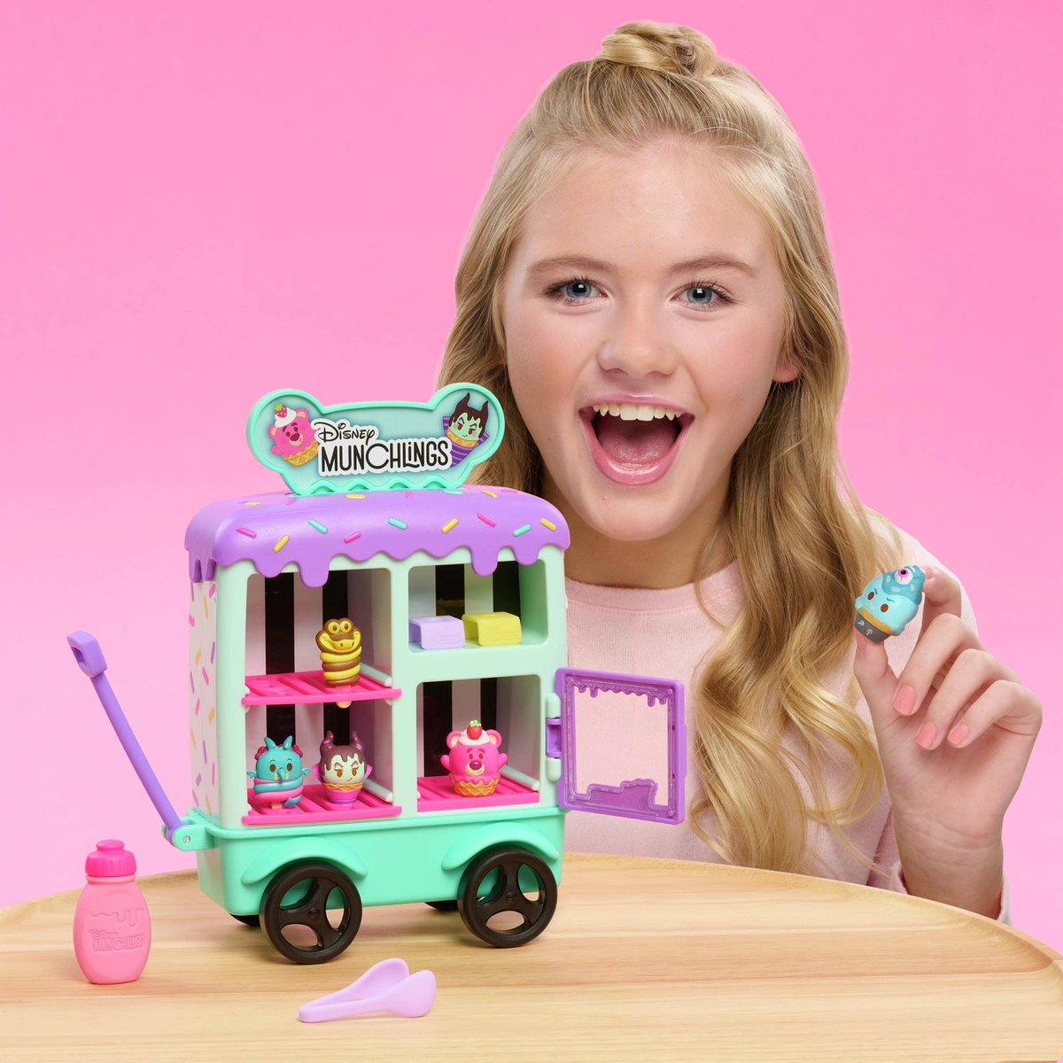 Disney Munchlings Magic FX Ice Cream Cart