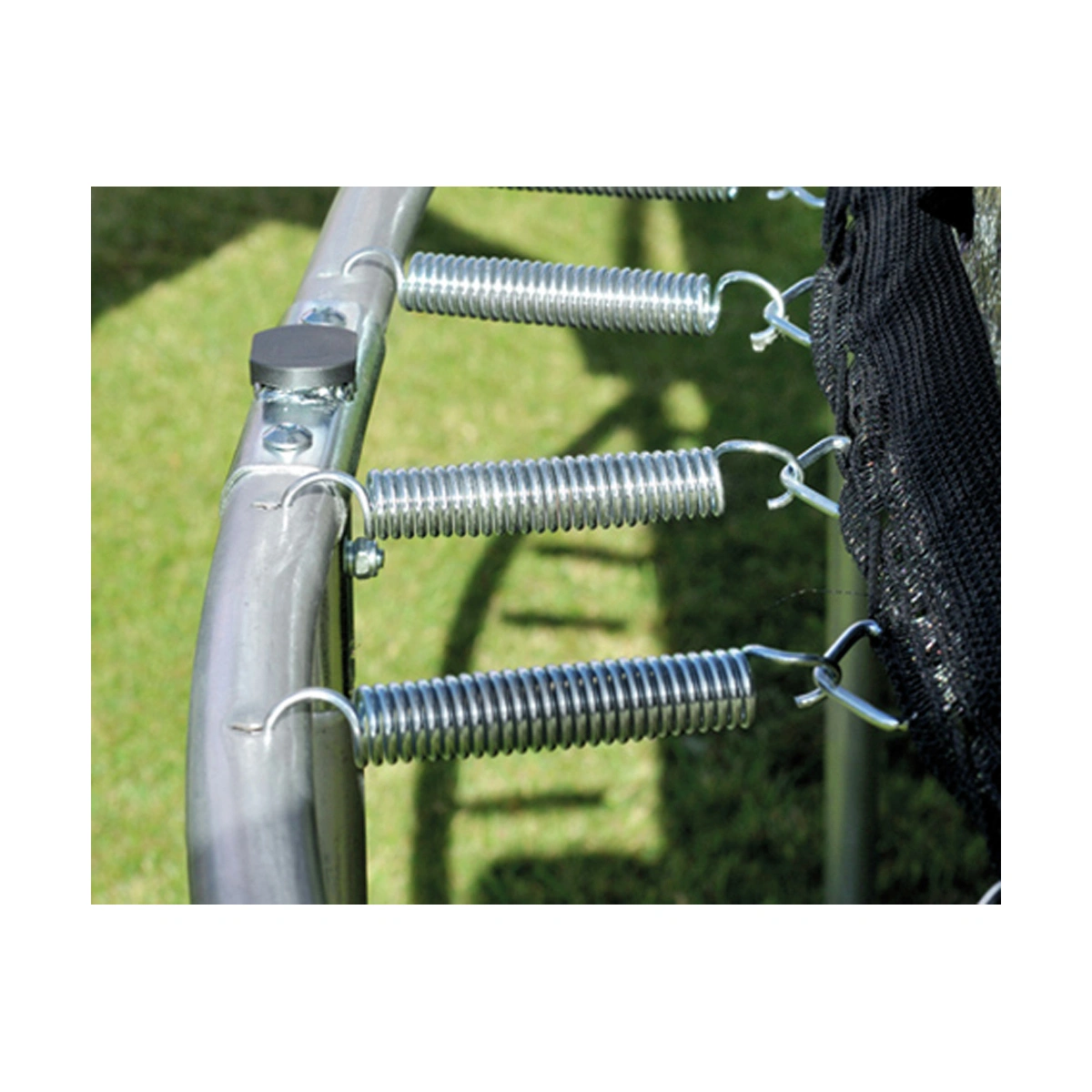 Chad Valley 6ft Outdoor Kids Trampoline with Enclosure