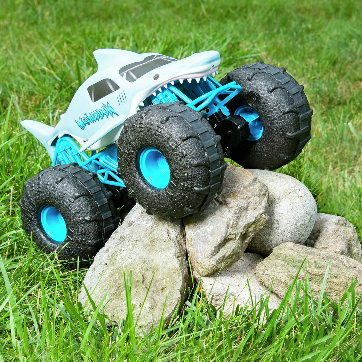 Monster Jam Megalodon Storm 1:15 Radio Controlled Truck