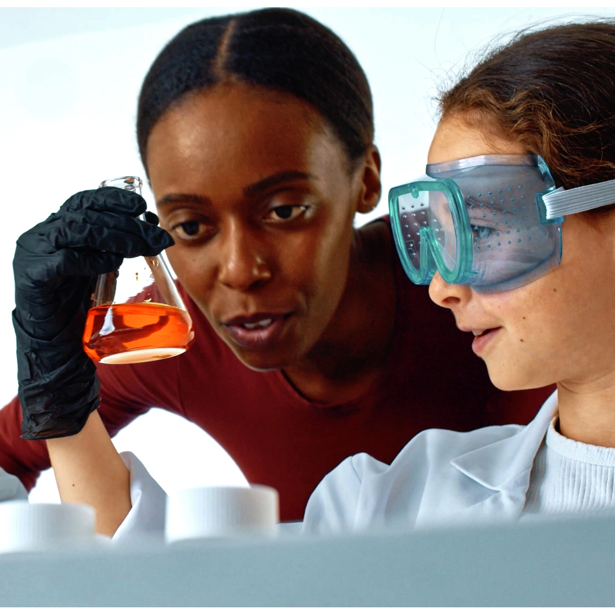 Science Mad Chemistry Lab Kit