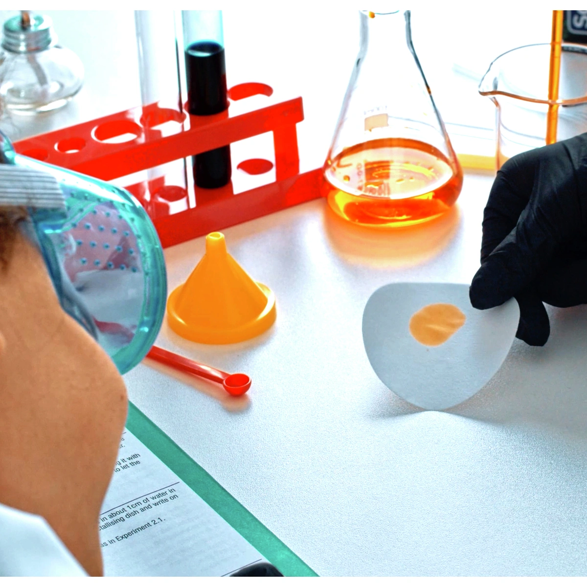 Science Mad Chemistry Lab Kit