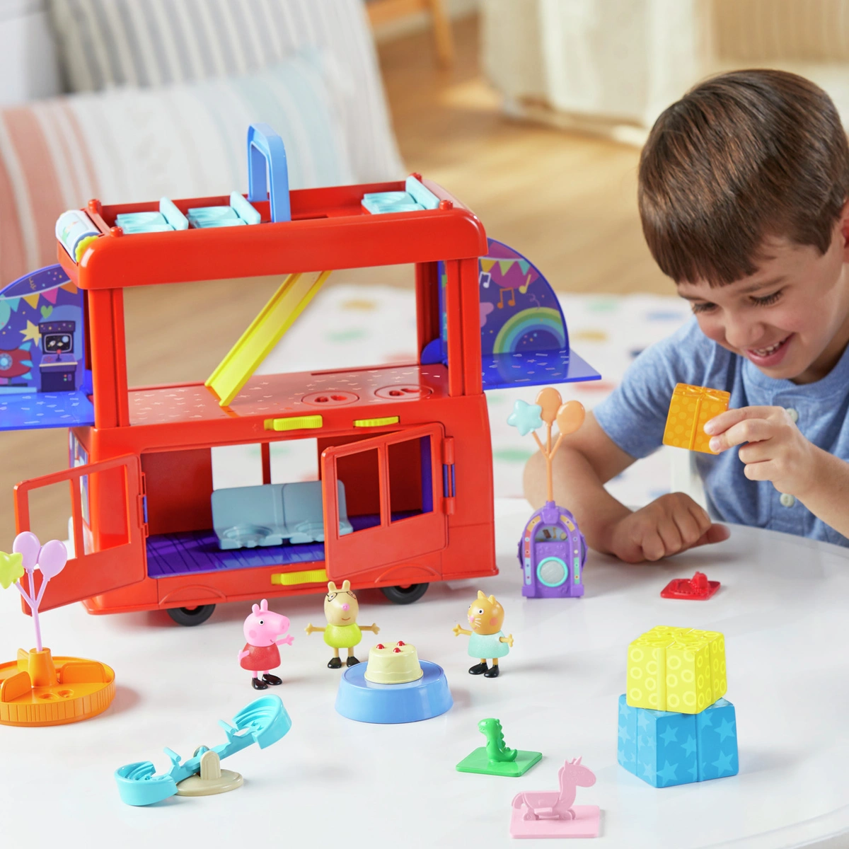 Peppa Pig 2 in 1 Party Bus