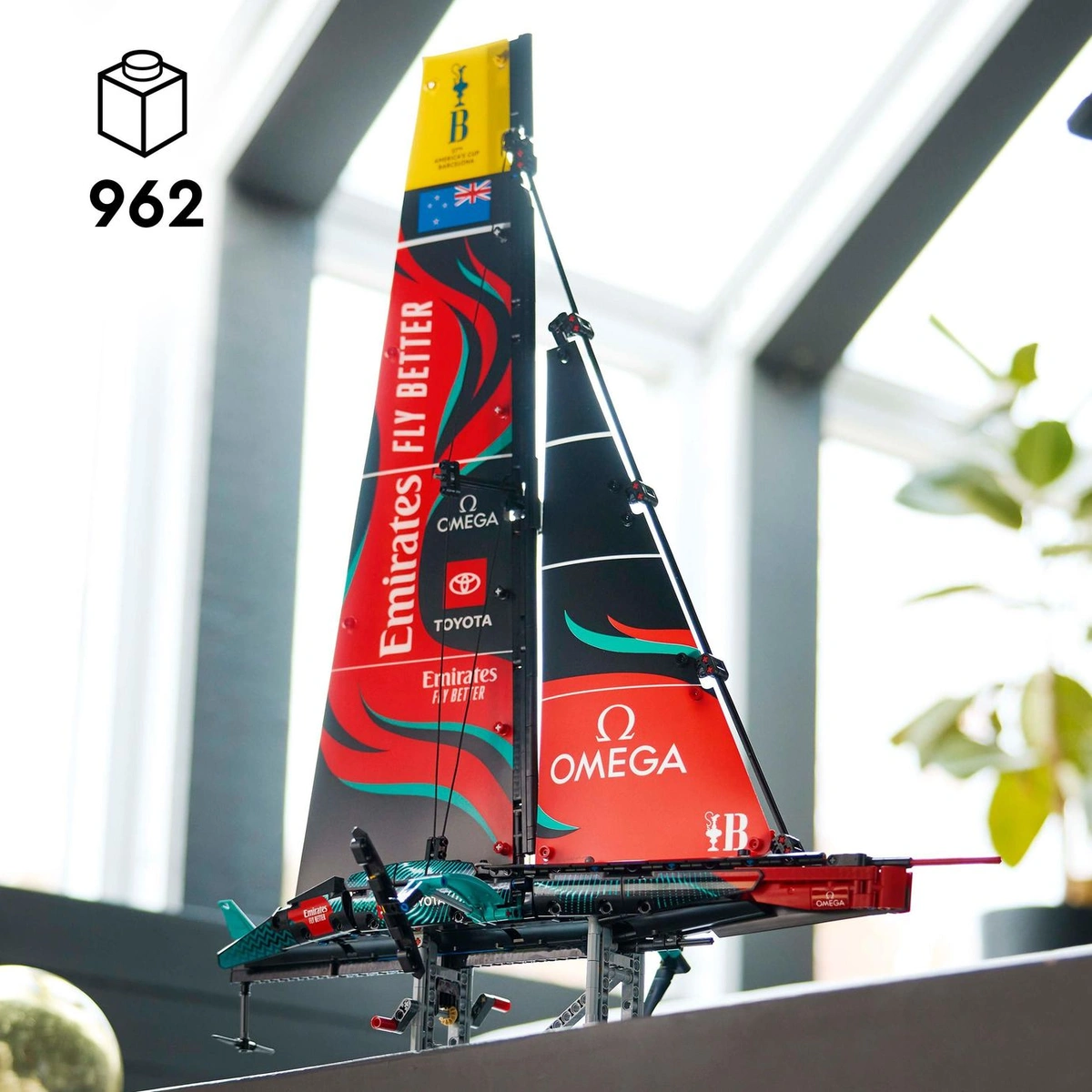 LEGO Technic Emirates Team New Zealand AC75 Yacht Set 42174