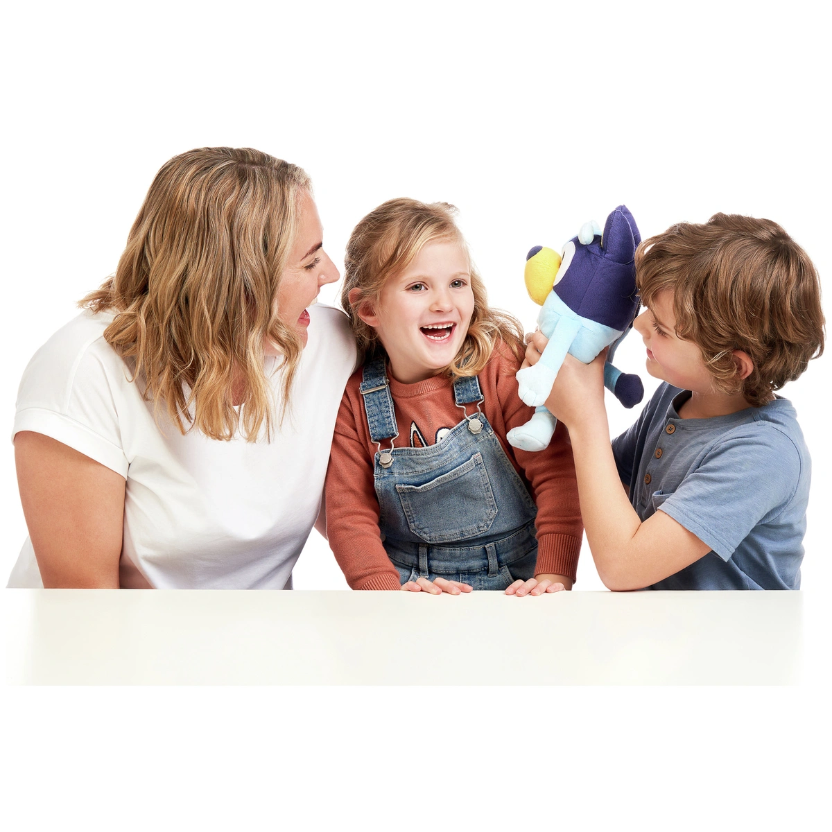 Bluey's S5 Talking Plush Bluey